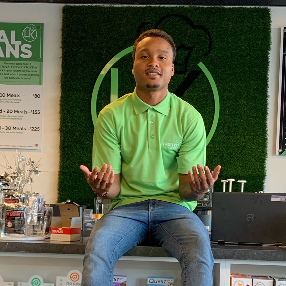 Meet your Posher, Malik